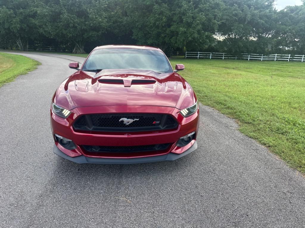 2017 Ford Mustang - $39,995